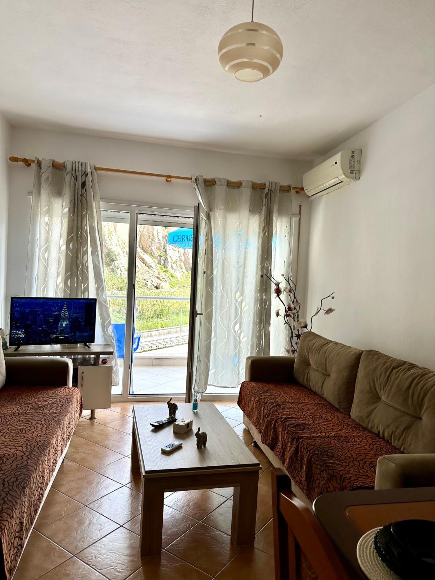Apartment Ermest ,Kavaje Rock Durrës 외부 사진