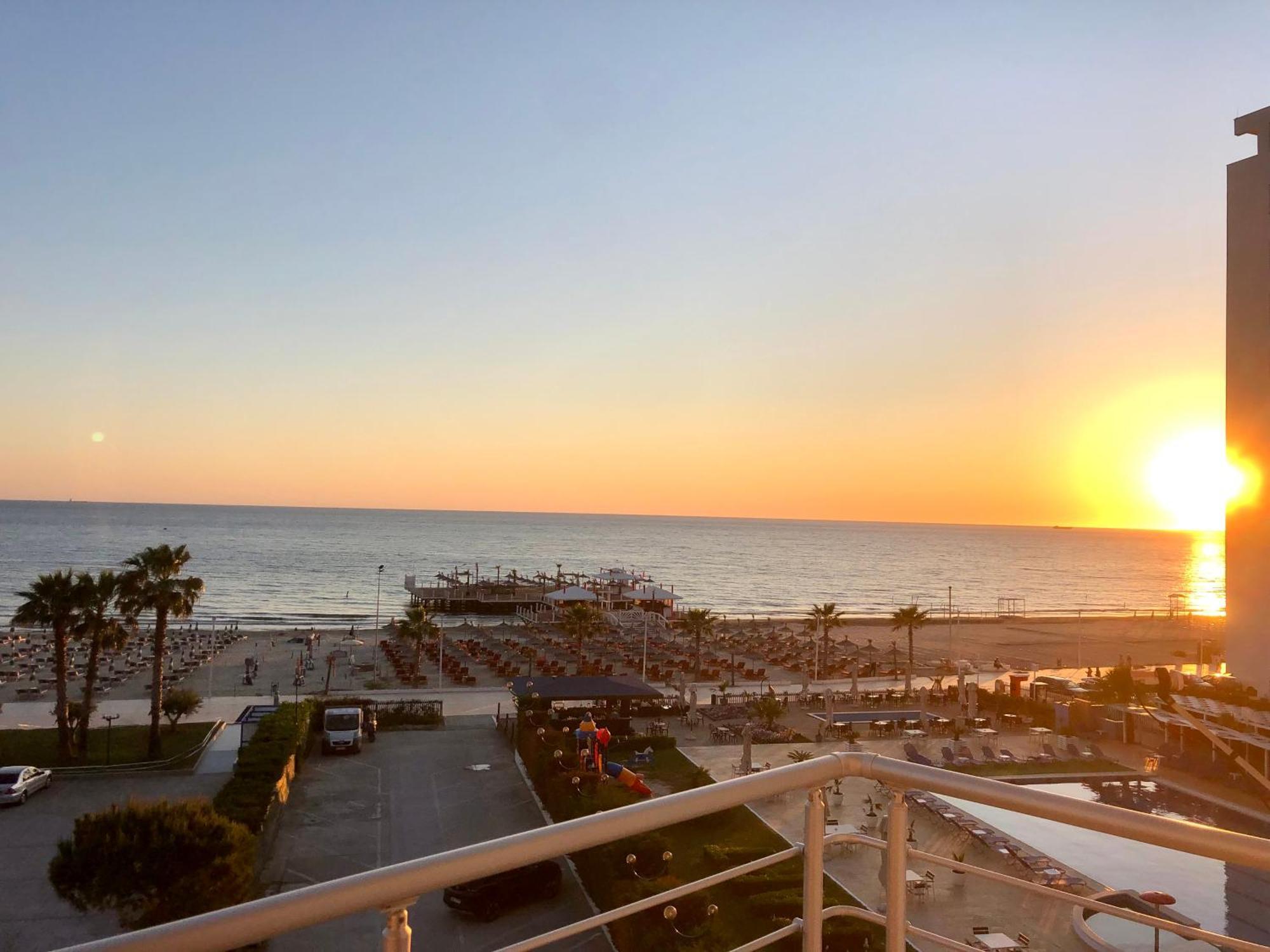 Apartment Ermest ,Kavaje Rock Durrës 외부 사진