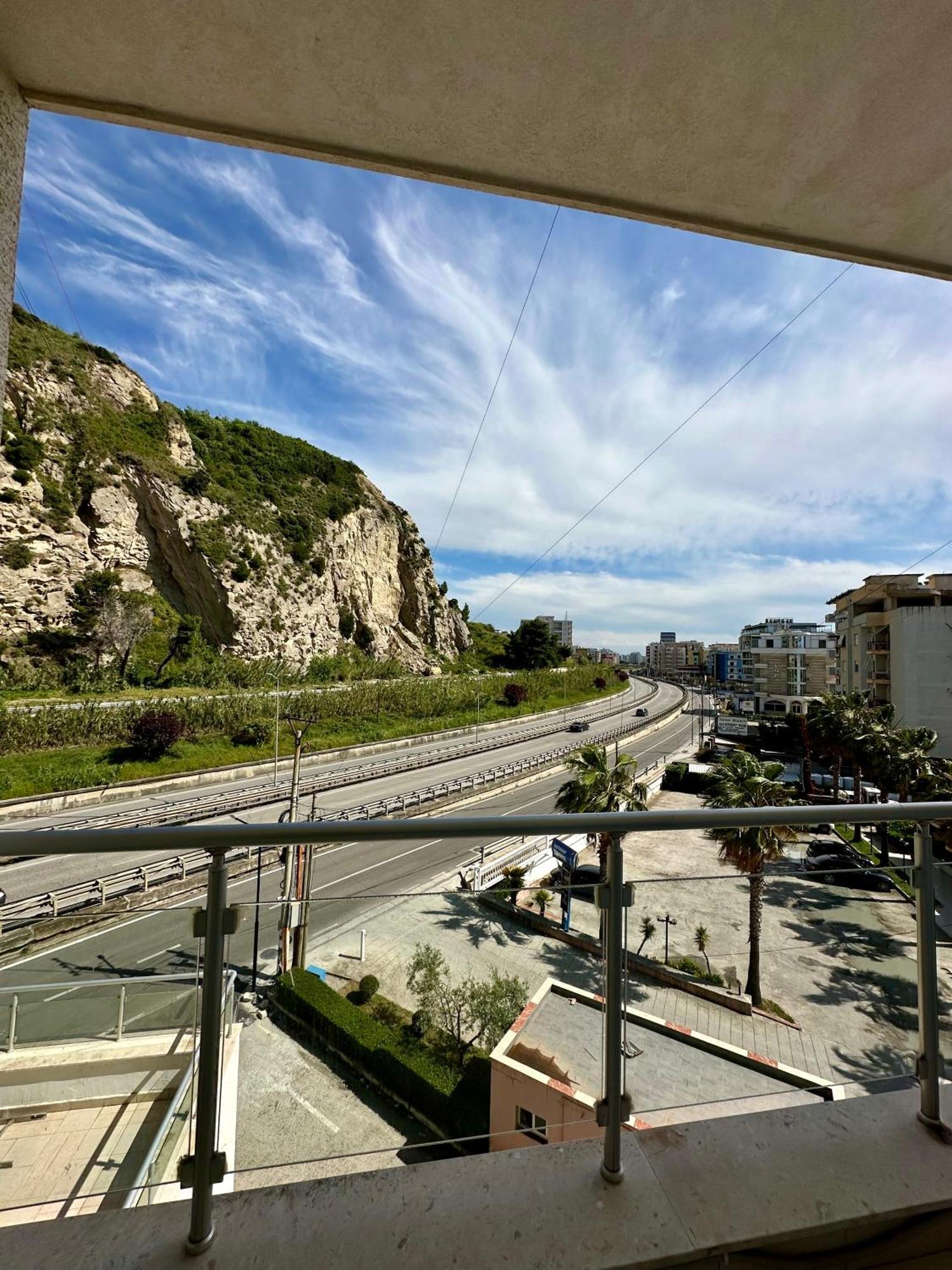 Apartment Ermest ,Kavaje Rock Durrës 외부 사진